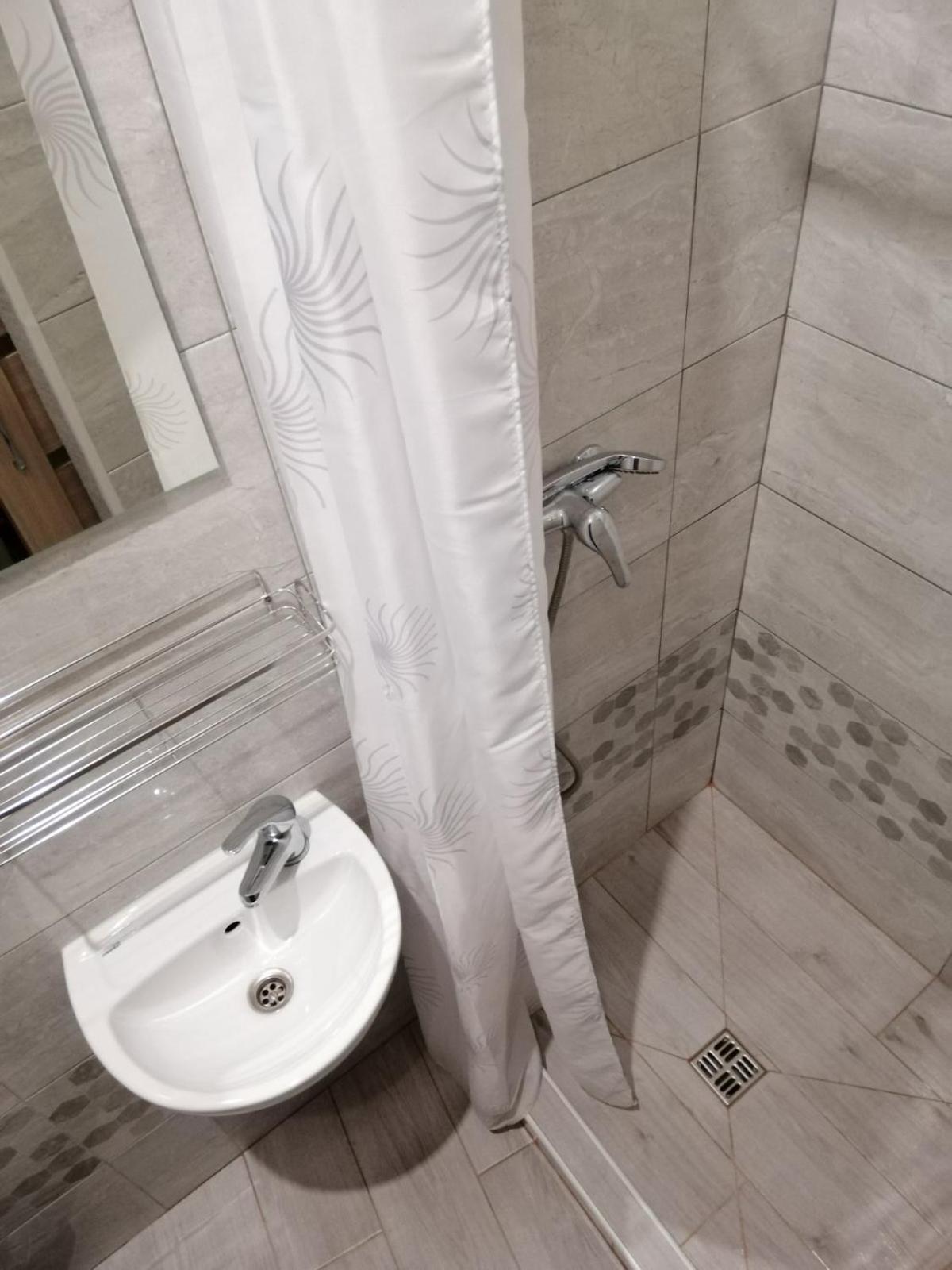 Apartments Near Rynok Square On Staroyevreyska And Fedorova Streets إلفيف الغرفة الصورة