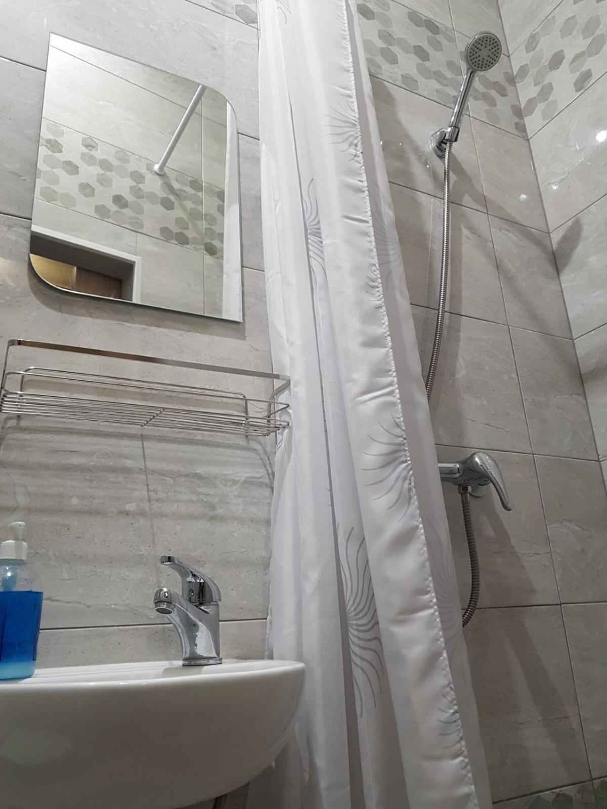 Apartments Near Rynok Square On Staroyevreyska And Fedorova Streets إلفيف الغرفة الصورة