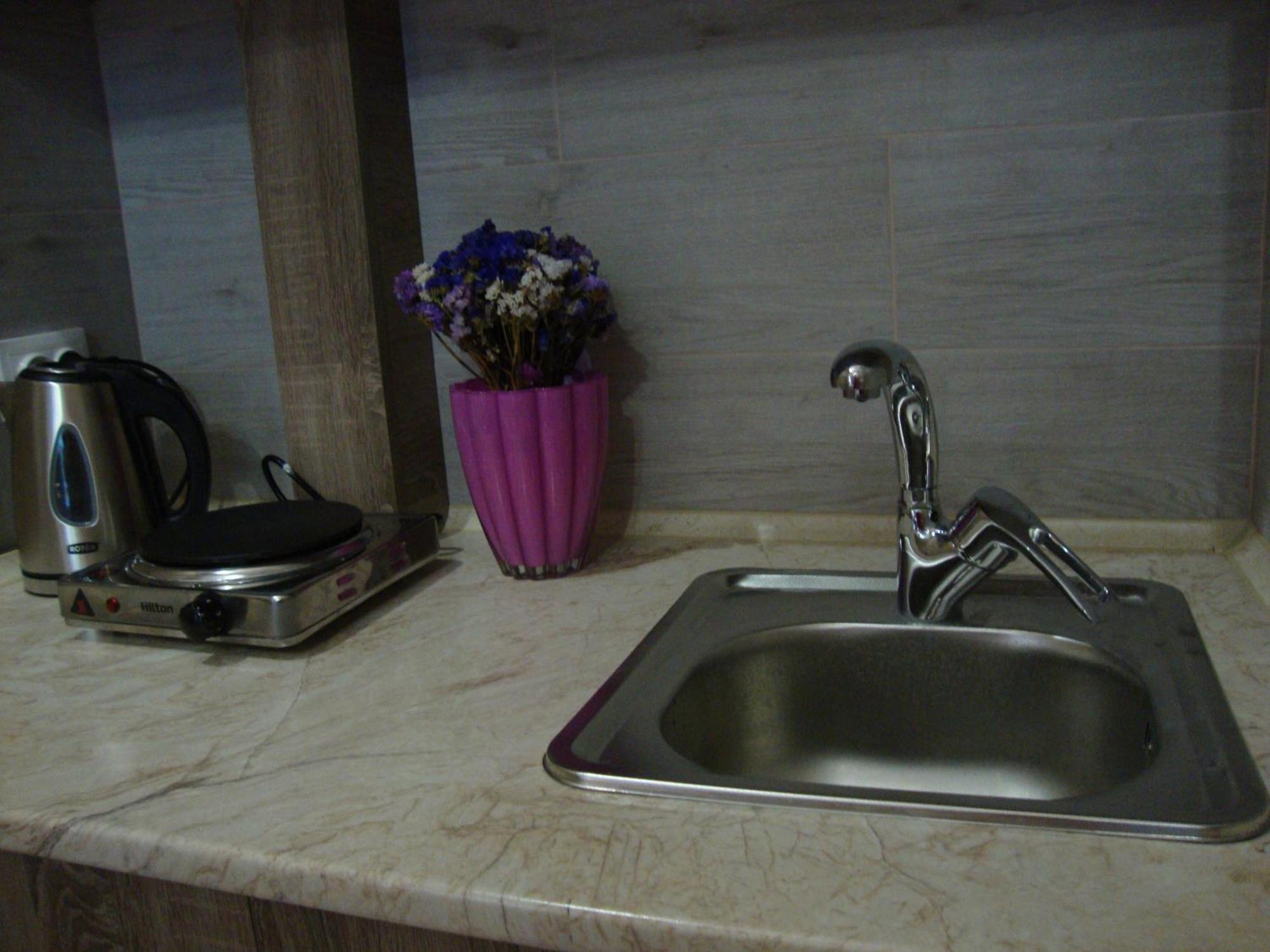 Apartments Near Rynok Square On Staroyevreyska And Fedorova Streets إلفيف الغرفة الصورة