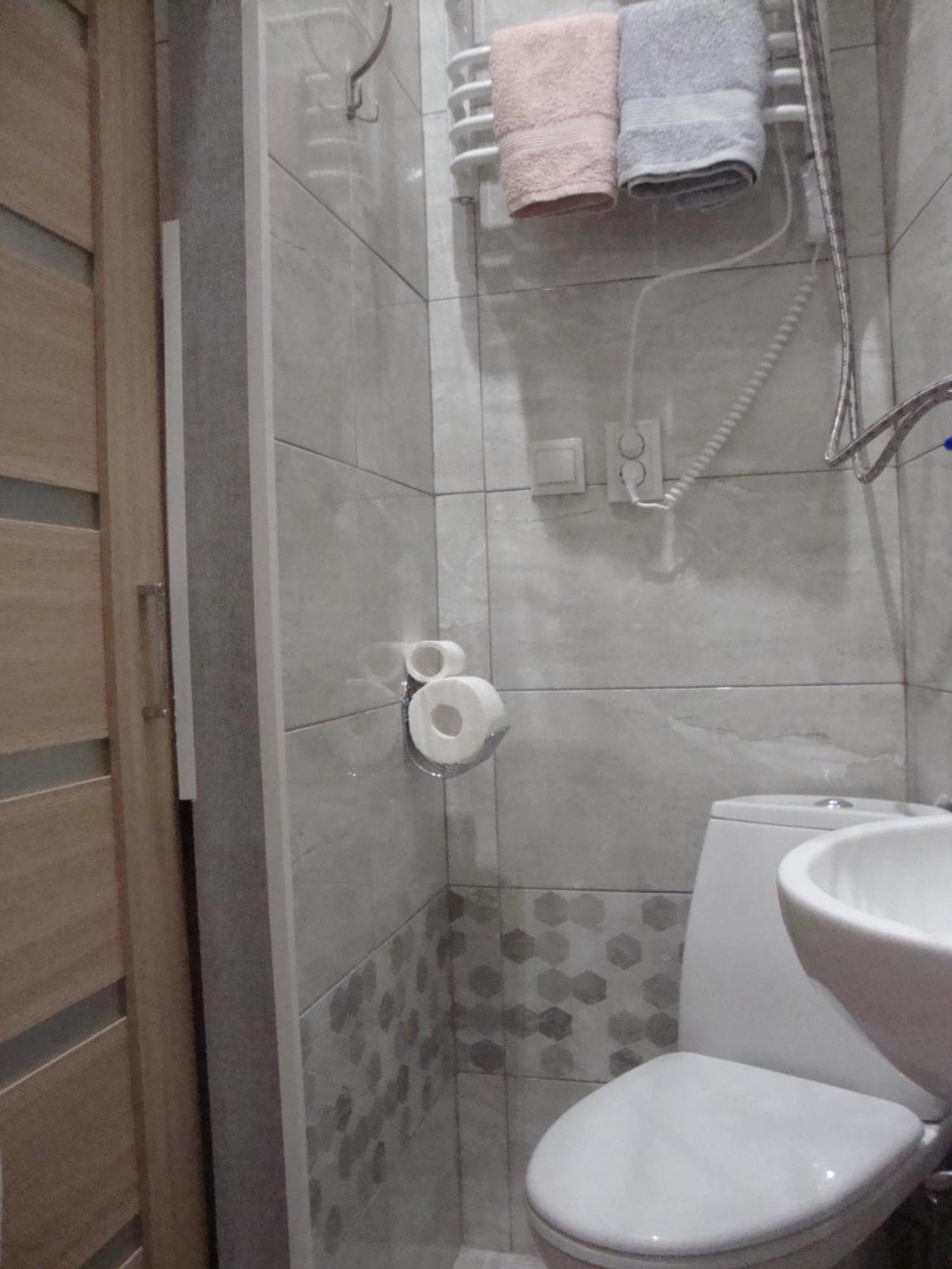 Apartments Near Rynok Square On Staroyevreyska And Fedorova Streets إلفيف الغرفة الصورة